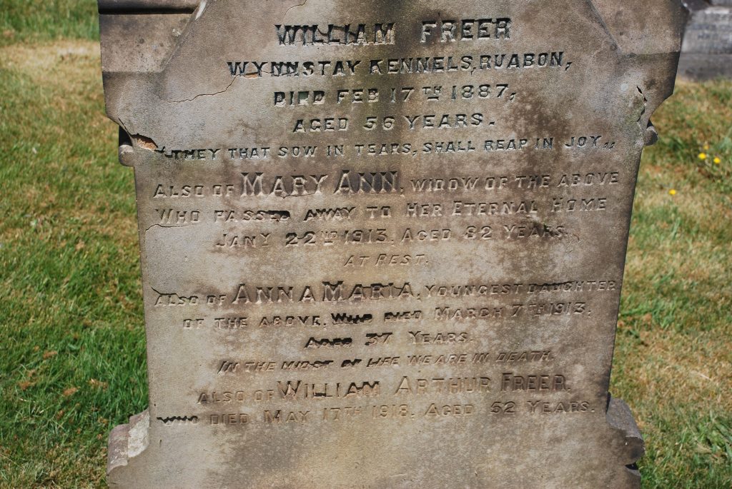 photo of monumental grave inscription